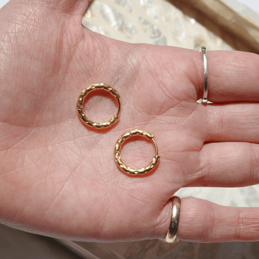 Glint hammered hoops - Smoothie London - Stainless Steel