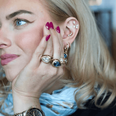 No Biggie Ring Sapphire - Smoothie London - PureTone™ Waterproof Gold