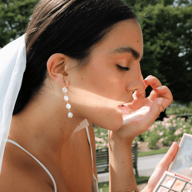 Sophisticate pearl dangle studs gold - Smoothie London - 18k Gold - plated Sterling Silver