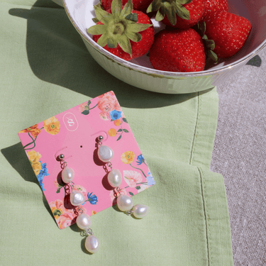 Sophisticate pearl dangle studs silver - Smoothie London - Sterling Silver