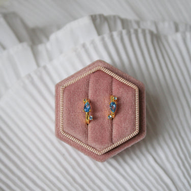 Ethereal huggies gold/blue - Smoothie London - Sterling Silver