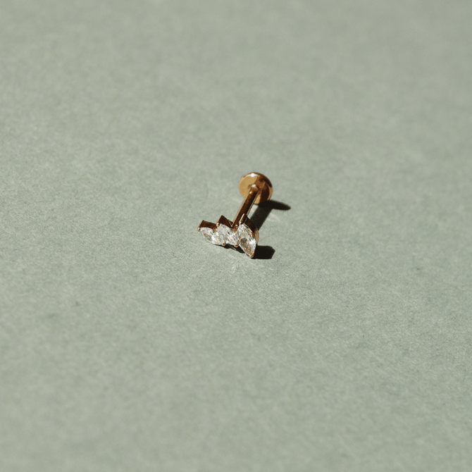 Winged Crystal Flatback Stud Gold - Smoothie London - Titanium