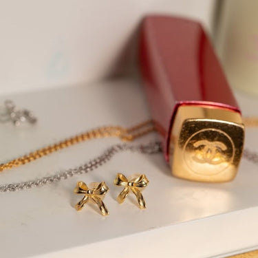 Bow studs gold - Smoothie London - Sterling Silver